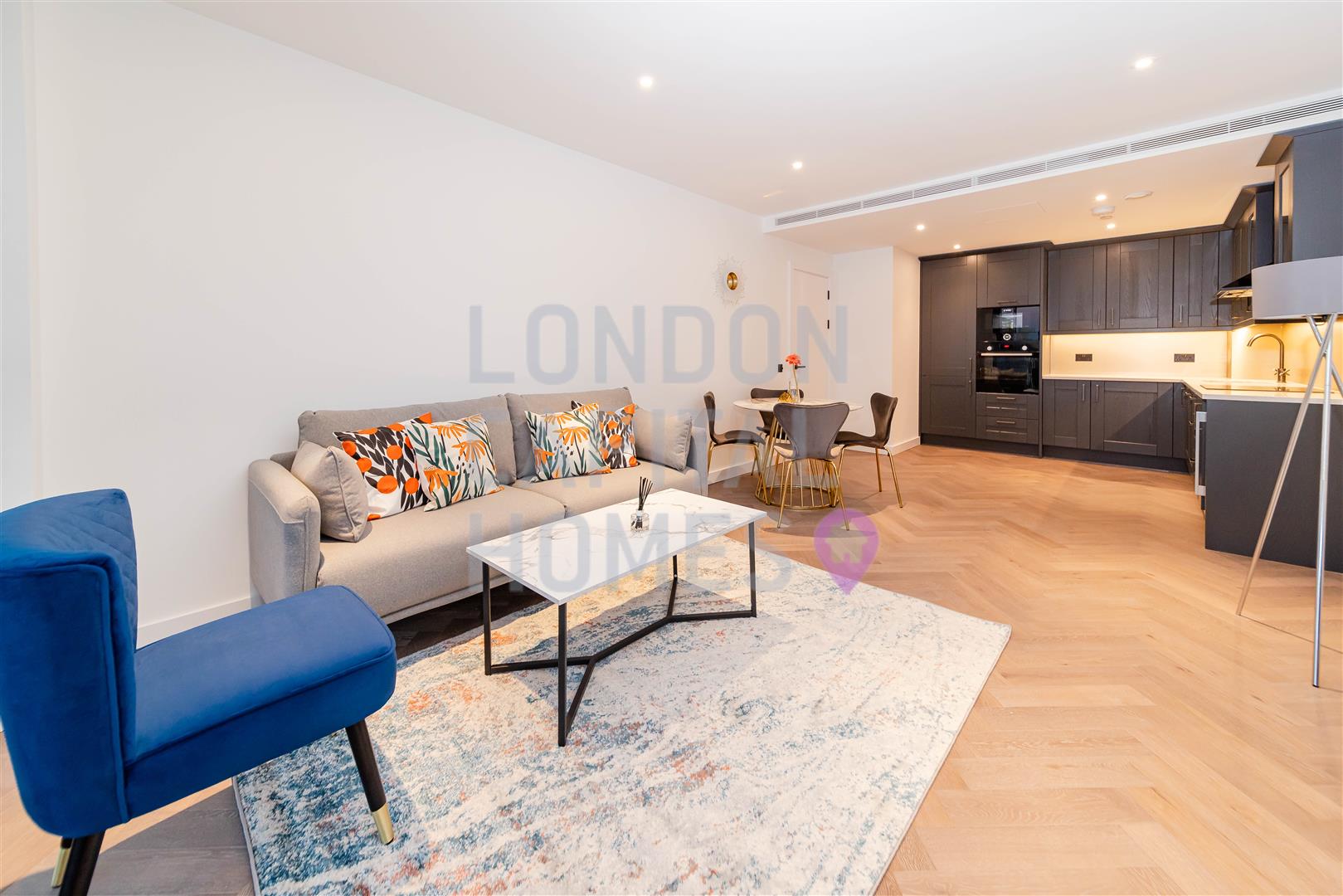 2 bed property in 3 Merino Gardens, London